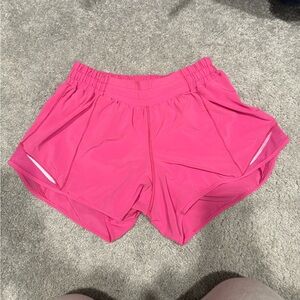 lululemon hotty hot short